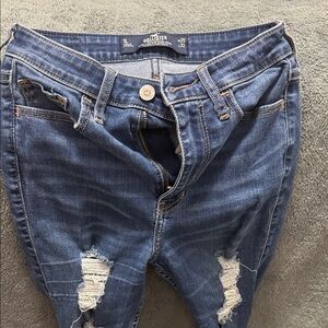 Hollister Women's Blue Distressed Skinny Jeans